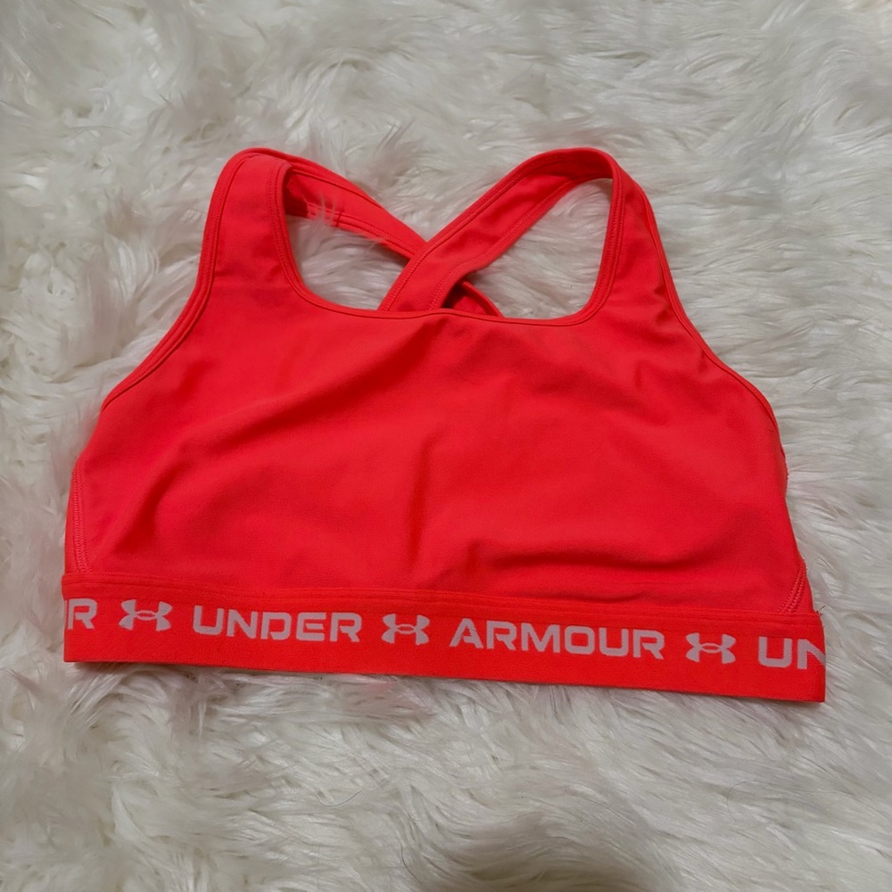 Under Armour‎ pink sports bra size L